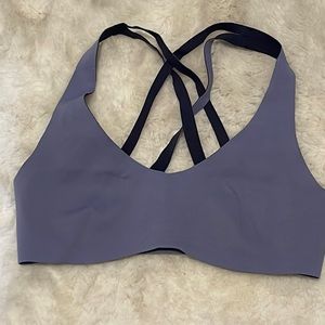Lulu sports bra size 8